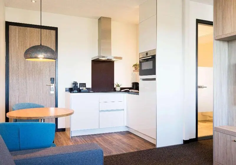 スタンダードスタジオ, Adagio Amsterdam City South