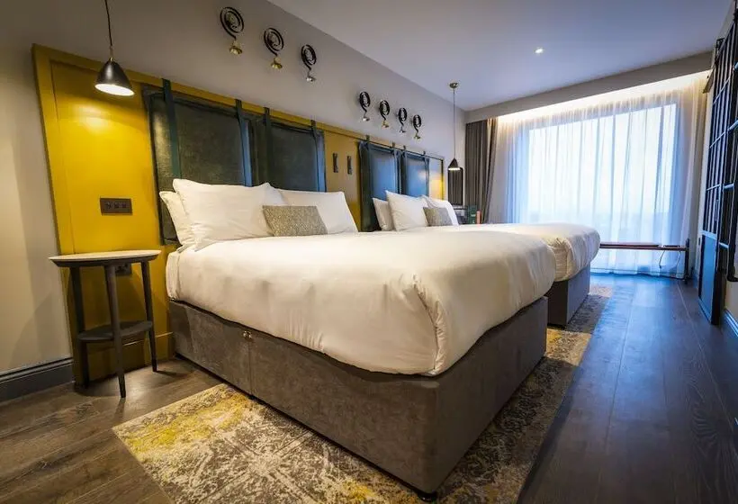 デラックスルーム, Clayton Hotel City Of London
