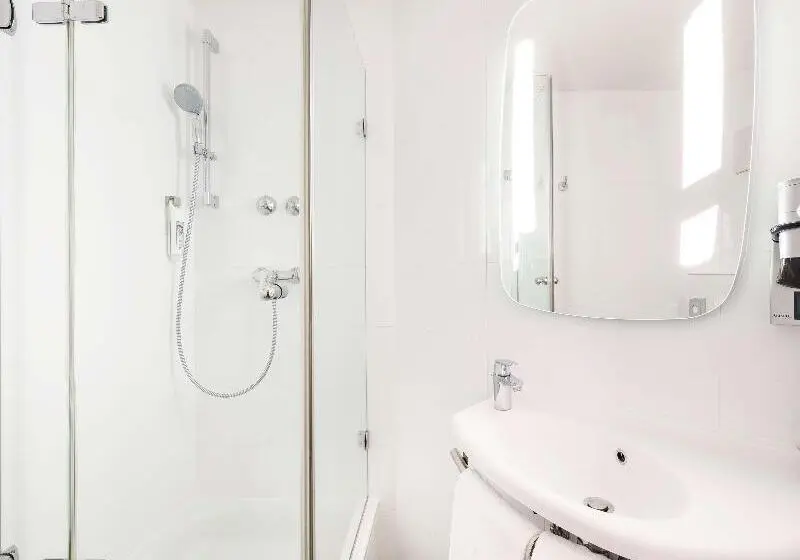 اتاق سوپریور, Exchange Hotel Vancouver