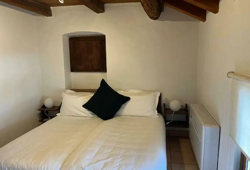 اتاق اکونومی, Garni Degli Angioli
