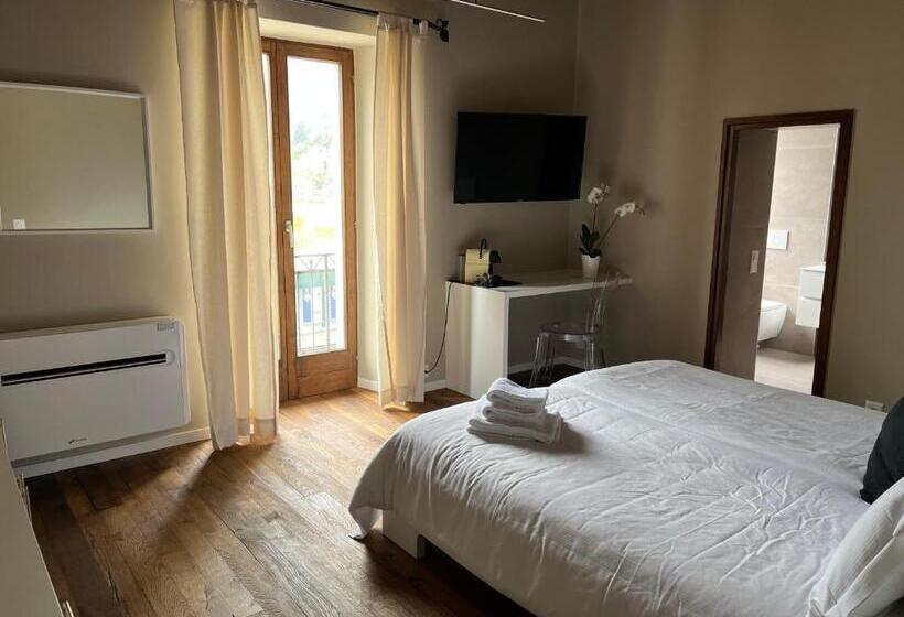 스탠다드 발코니 룸, Garni Degli Angioli