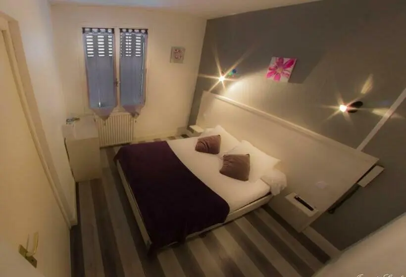 スタンダードルーム, Logis Hôtel Le Pont D Arcole