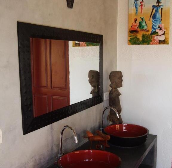 بانگلوی استاندارد 2 خوابه, Maison Couleur Passion