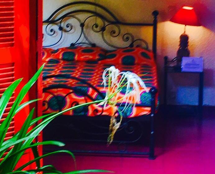 بانگلوی استاندارد 2 خوابه, Maison Couleur Passion