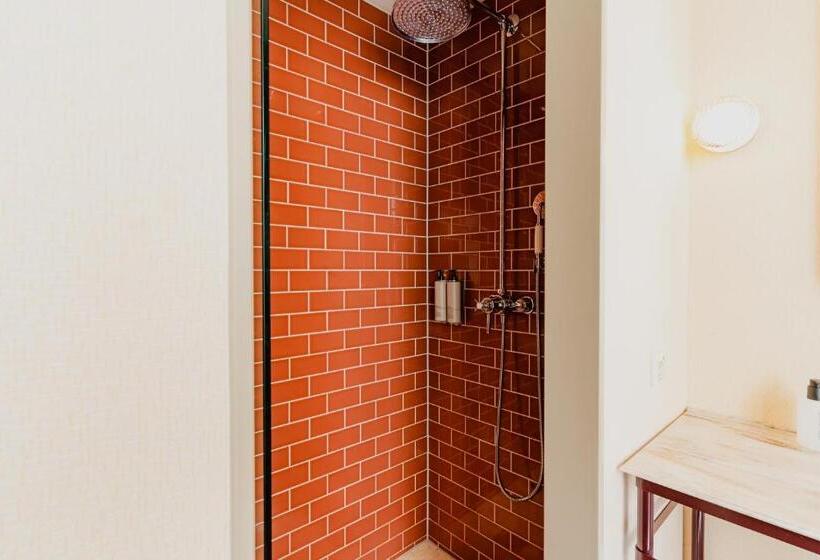 コンフォートルーム, Mercier