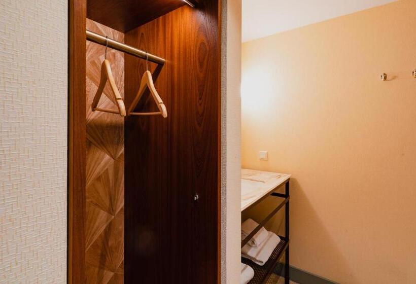 デラックスルーム, Mercier