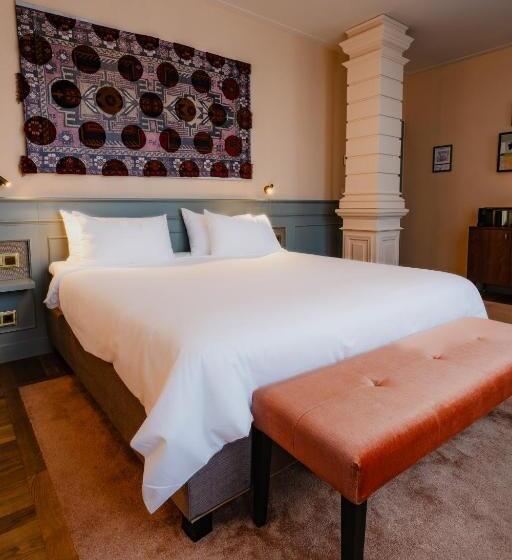 ジュニアスイート, Mercier