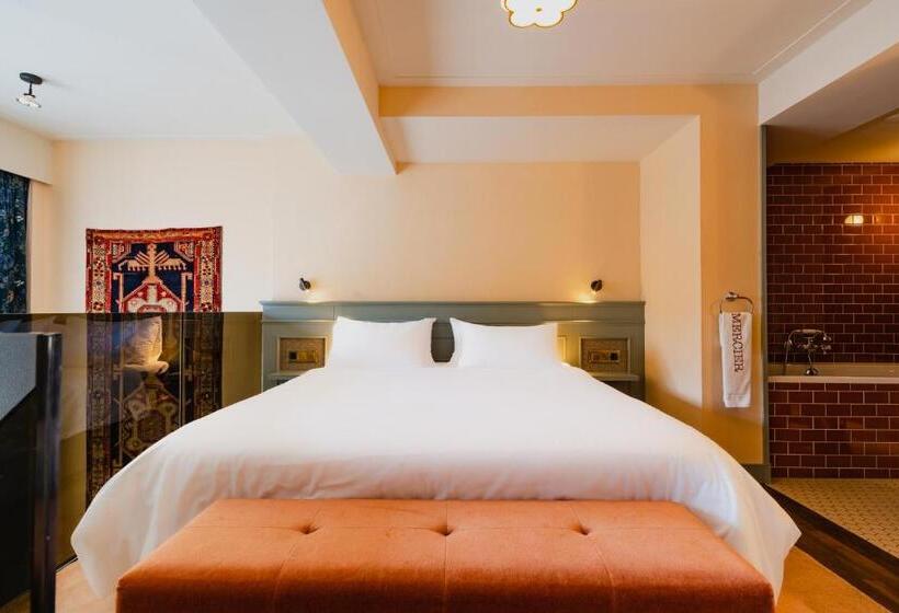 メゾネットスイート, Mercier