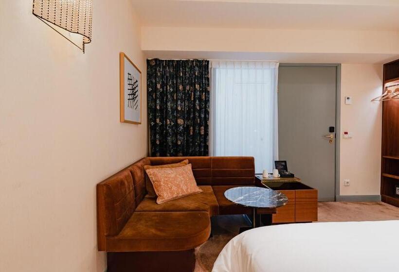 スタンダードインサイドビュールーム, Mercier