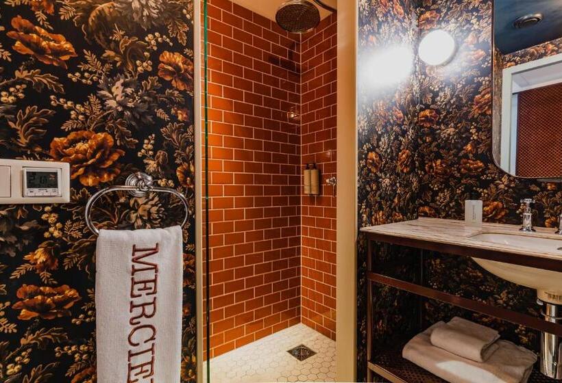 ベーシックルーム, Mercier