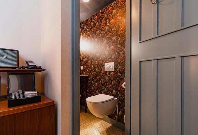 ベーシックルーム, Mercier