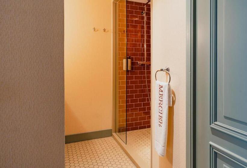 デラックスルーム, Mercier