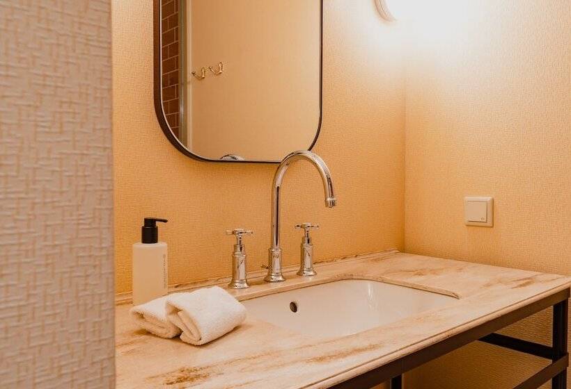 デラックスルーム, Mercier