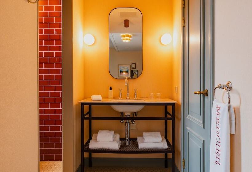 ジュニアスイート, Mercier