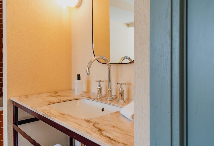 スーペリアースイート, Mercier