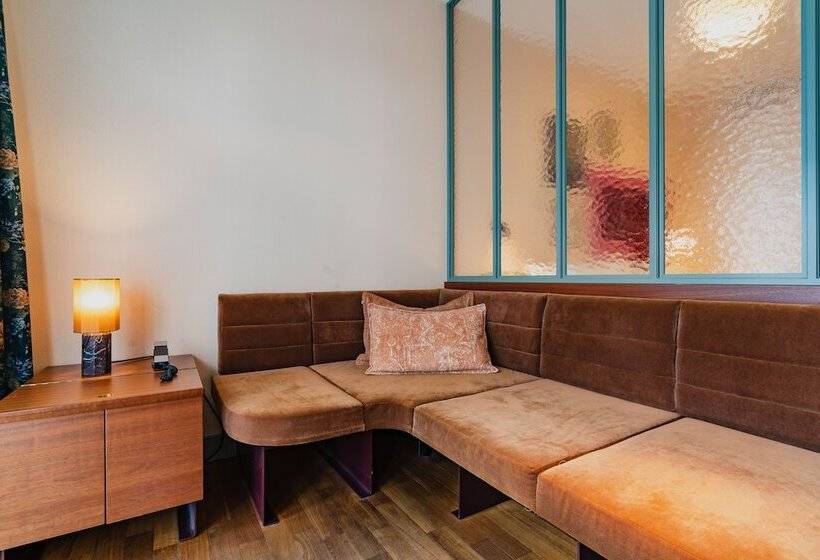 デラックスルーム, Mercier