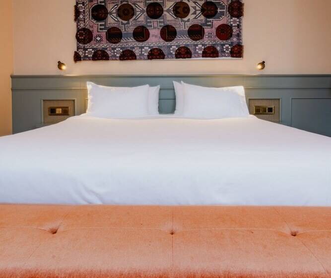 ジュニアスイート, Mercier