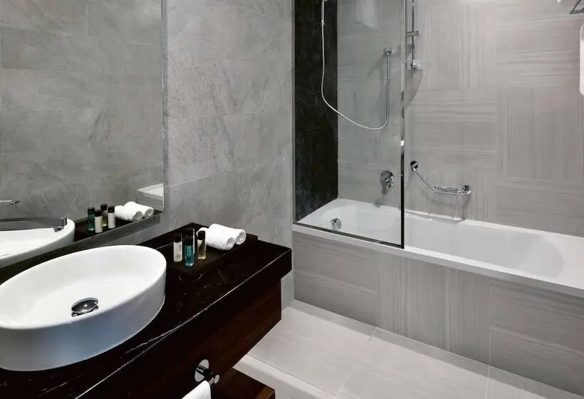 Huoneisto 1 Makuuhuone Näkymä, Mövenpick Hotel Apartments Downtown Dubai