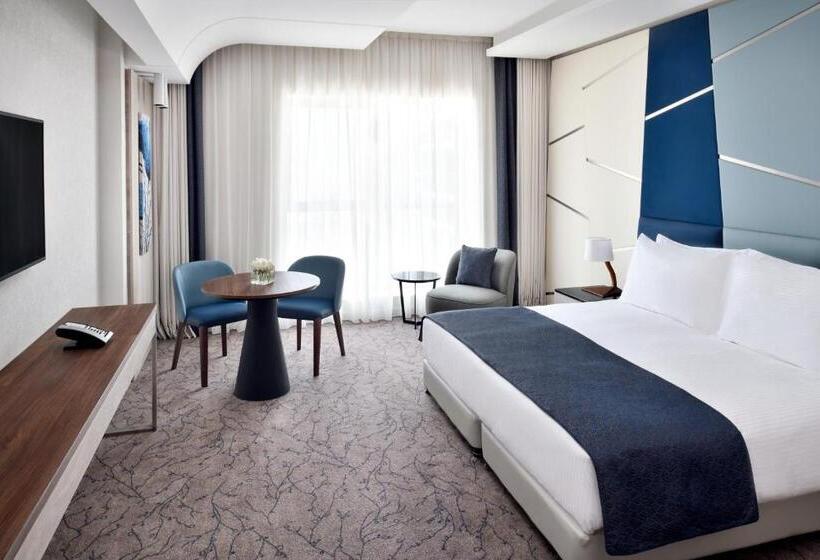 اتاق لوکس با تخت بزرگ, Mövenpick Hotel Apartments Downtown Dubai