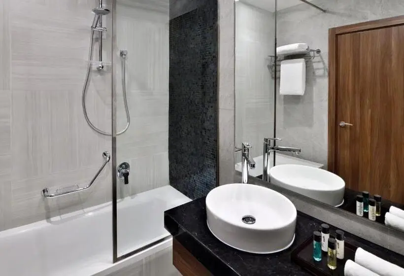 Huoneisto 1 Makuuhuone Näkymä, Mövenpick Hotel Apartments Downtown Dubai
