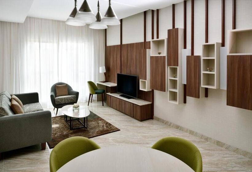 Апартаменты 2 Спальни, Mövenpick Hotel Apartments Downtown Dubai