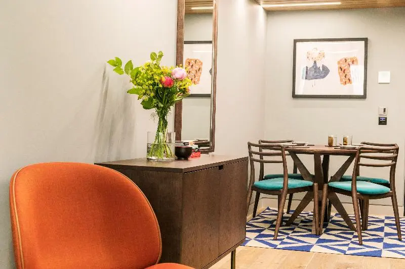 Premium Studio, Native Bankside