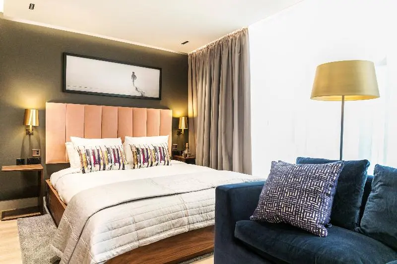 Premium Studio, Native Bankside