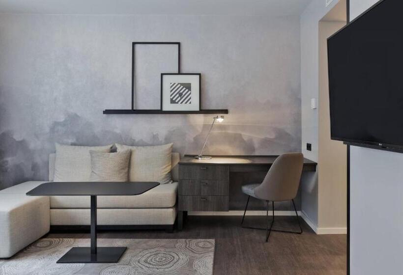 Superior studio with city view, Residence Inn By Marriott Frankfurt City Center