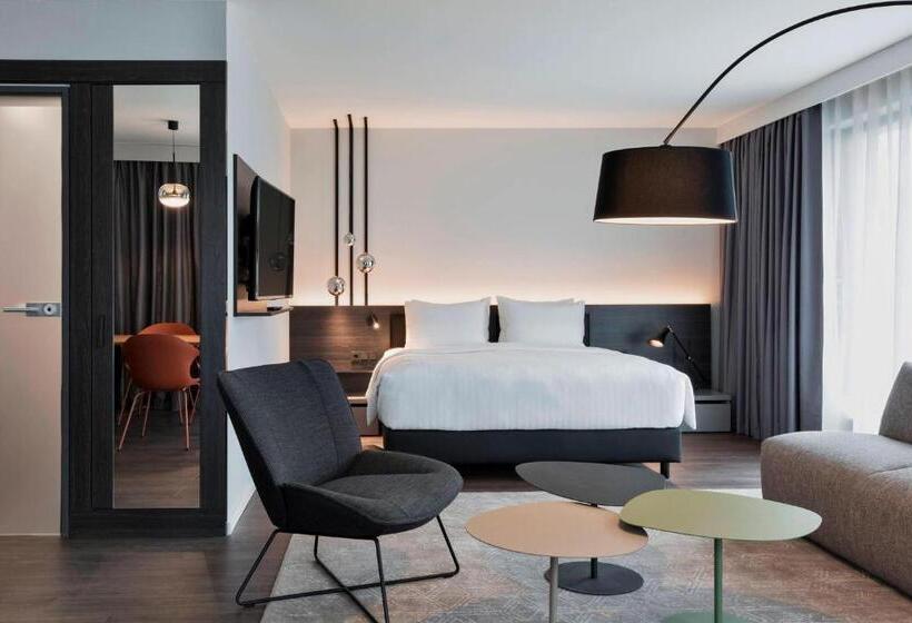 Family studio with city view, Residence Inn By Marriott Frankfurt City Center