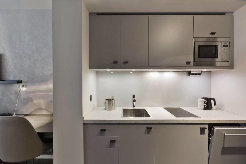 Superior studio with city view, Residence Inn By Marriott Frankfurt City Center