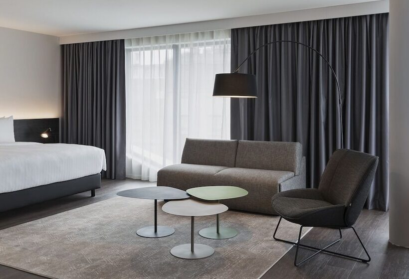 Family studio with city view, Residence Inn By Marriott Frankfurt City Center