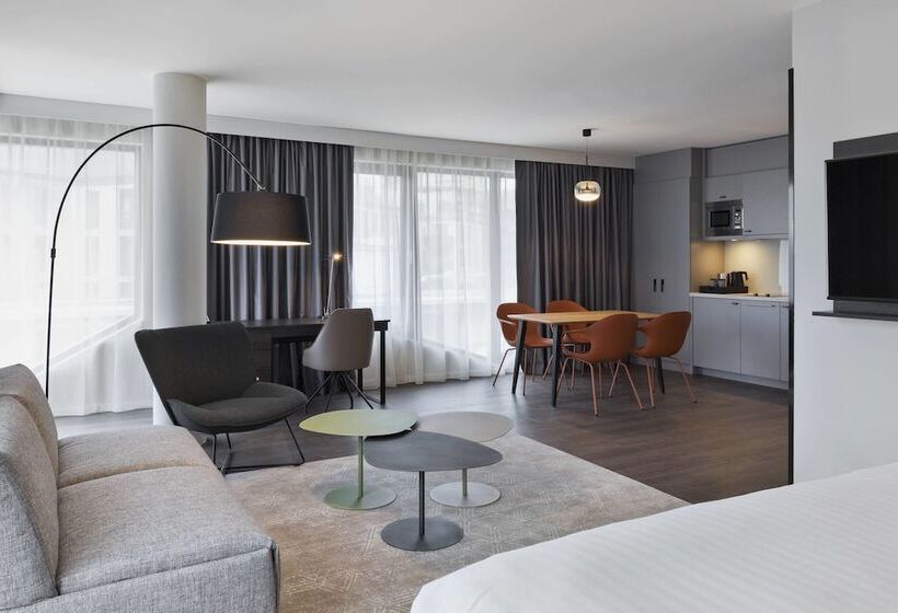 Family studio with city view, Residence Inn By Marriott Frankfurt City Center