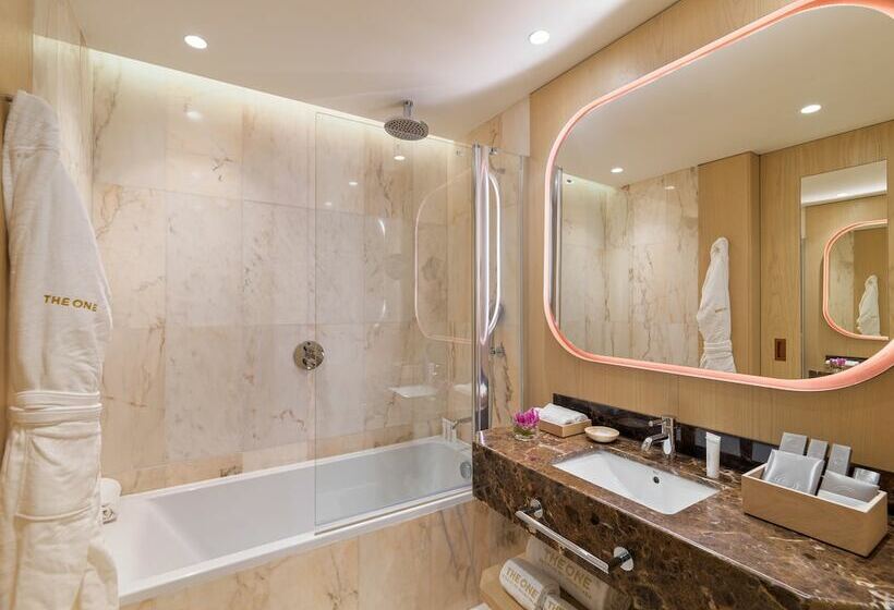 اتاق استاندارد با چشمانداز باغ, The One Palácio da Anunciada