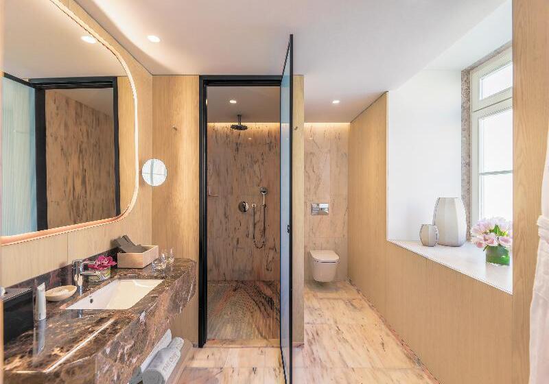 اتاق استاندارد با چشمانداز باغ, The One Palácio da Anunciada