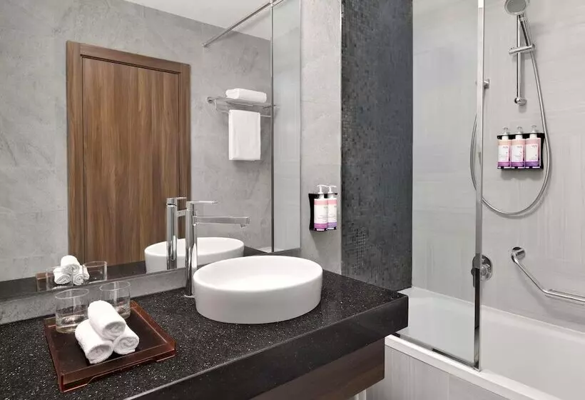 Huoneisto 1 Makuuhuone Näkymä, Mövenpick Hotel Apartments Downtown Dubai
