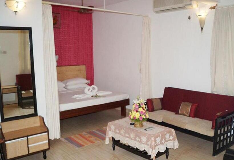 Люкс Повышенной Комфортности, Time & Leisure Hotels