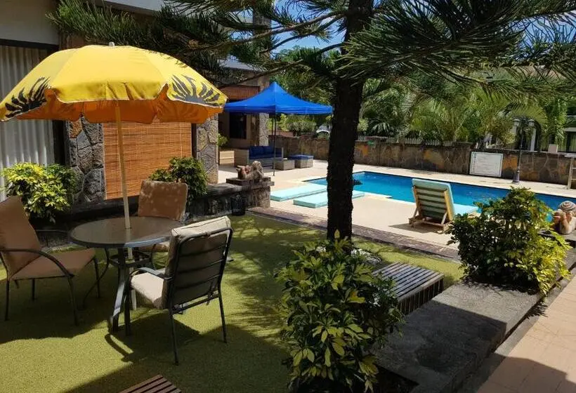 اتاق لوکس با تخت بزرگ, Villas Rocher   Deluxe Suite 3c