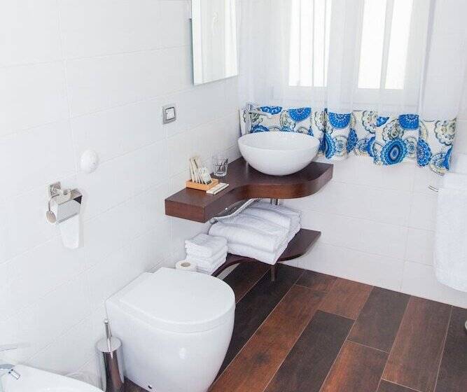 اتاق استاندارد چهار تخته, Casa Restino