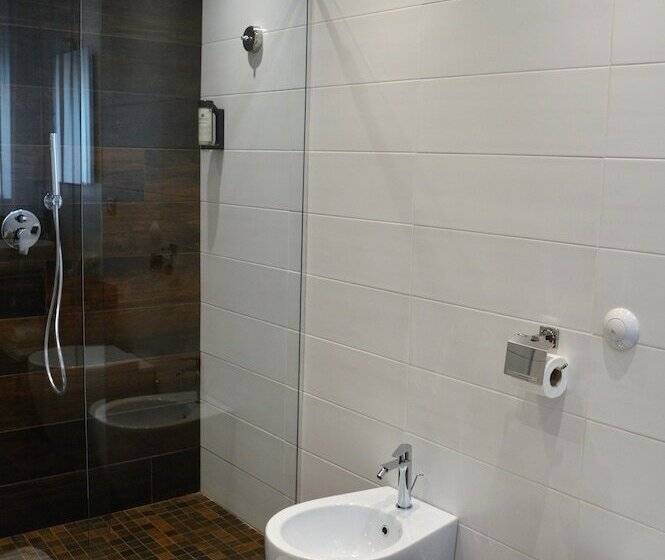 اتاق استاندارد چهار تخته, Casa Restino