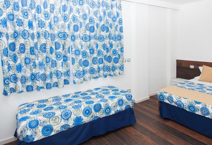 اتاق استاندارد چهار تخته, Casa Restino