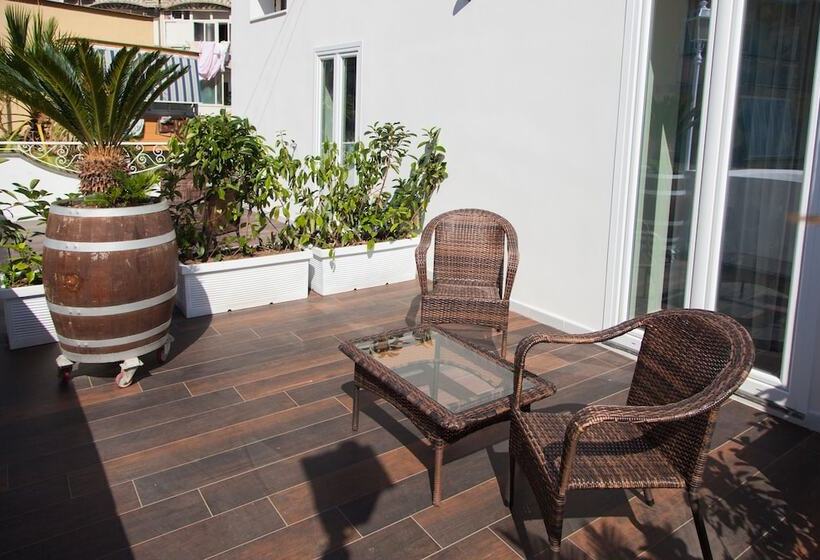 Triple Room Sea View, Casa Restino