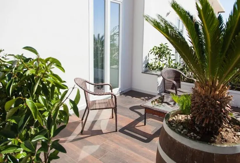 Triple Room Sea View, Casa Restino