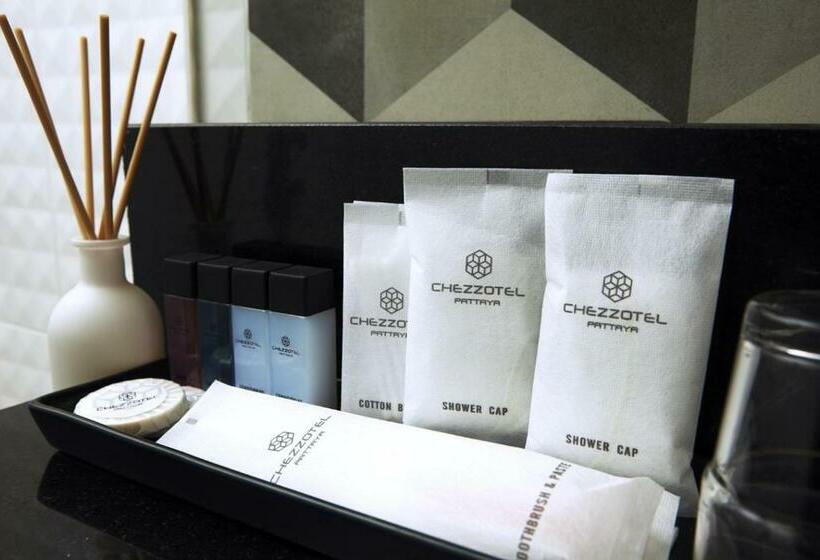 اتاق لوکس با تخت بزرگ, Chezzotel Pattaya