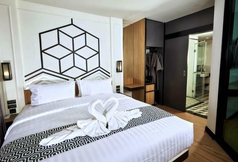 سوییت, Chezzotel Pattaya