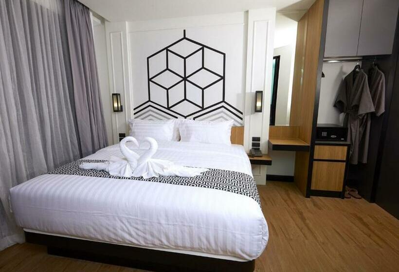 سوییت, Chezzotel Pattaya