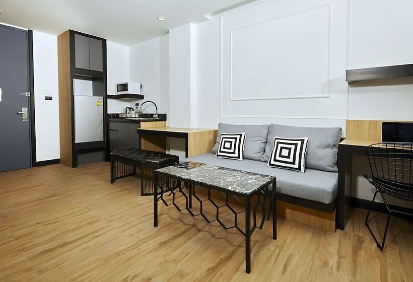 سوییت, Chezzotel Pattaya