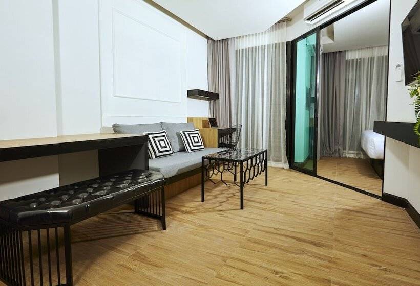 سوییت, Chezzotel Pattaya