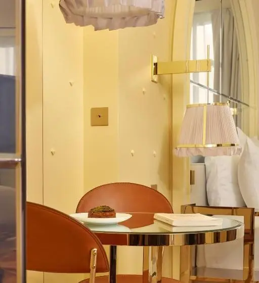 Deluxe Junior Suite, 9confidentiel