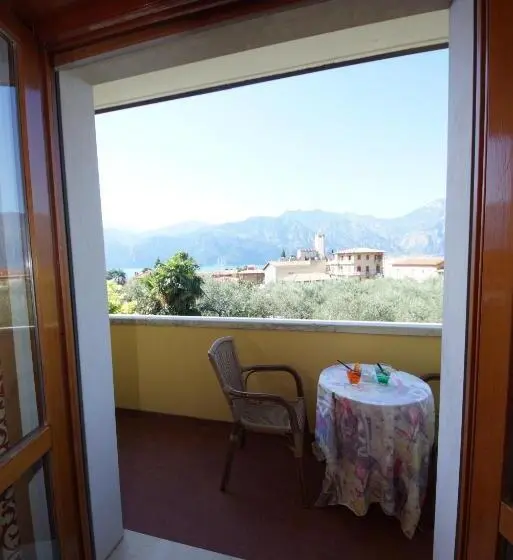 Standard-huone, Alpi