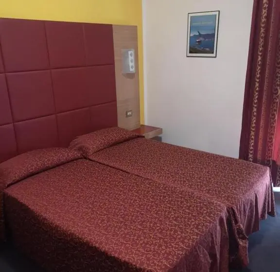 Standard Yhden Hengen Huone, Alpi